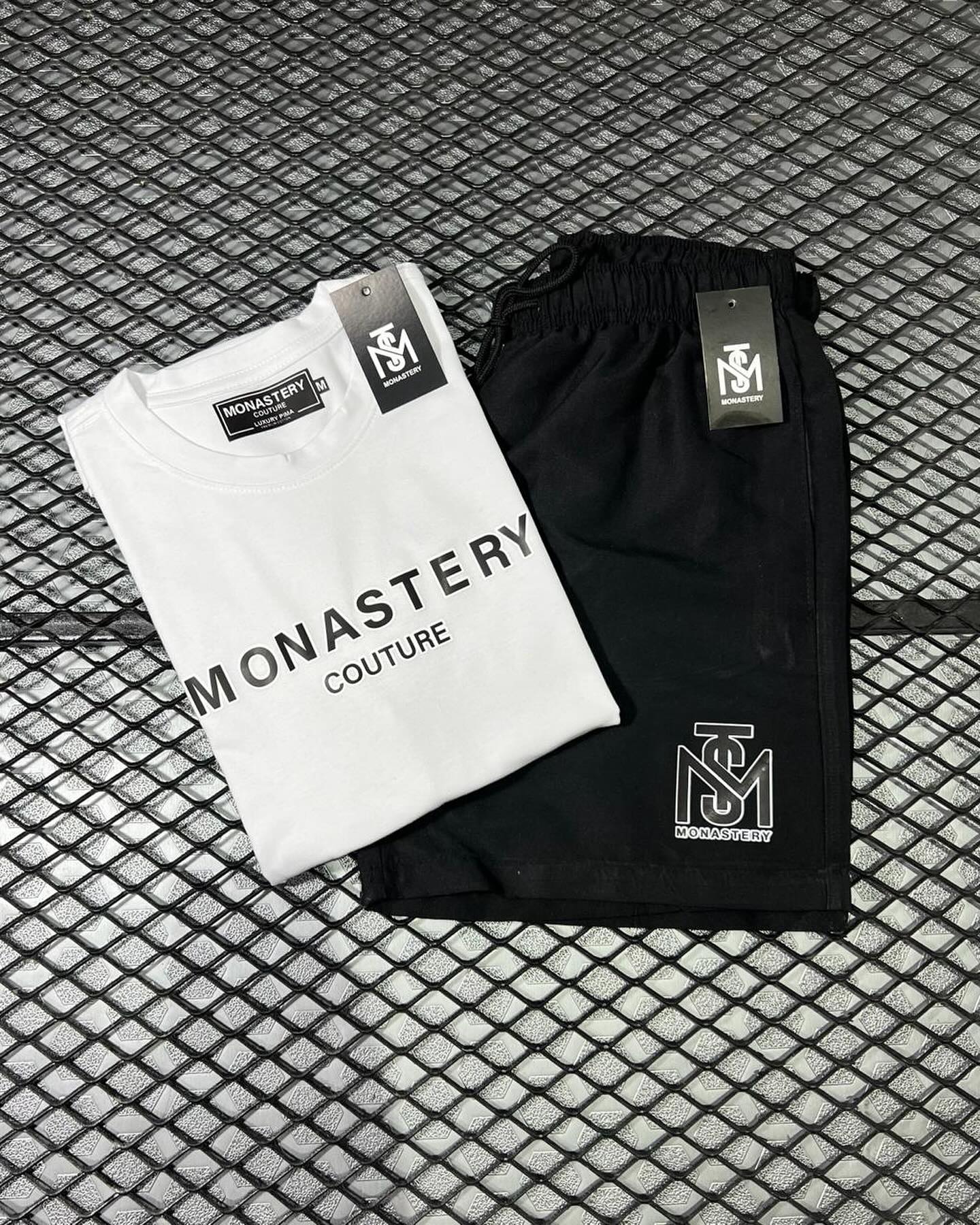 Camiseta + Pantalones OVERSIZE